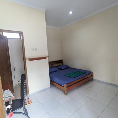 Rumah Pagar Merah Homestay Yogyakarta Eksteriør billede
